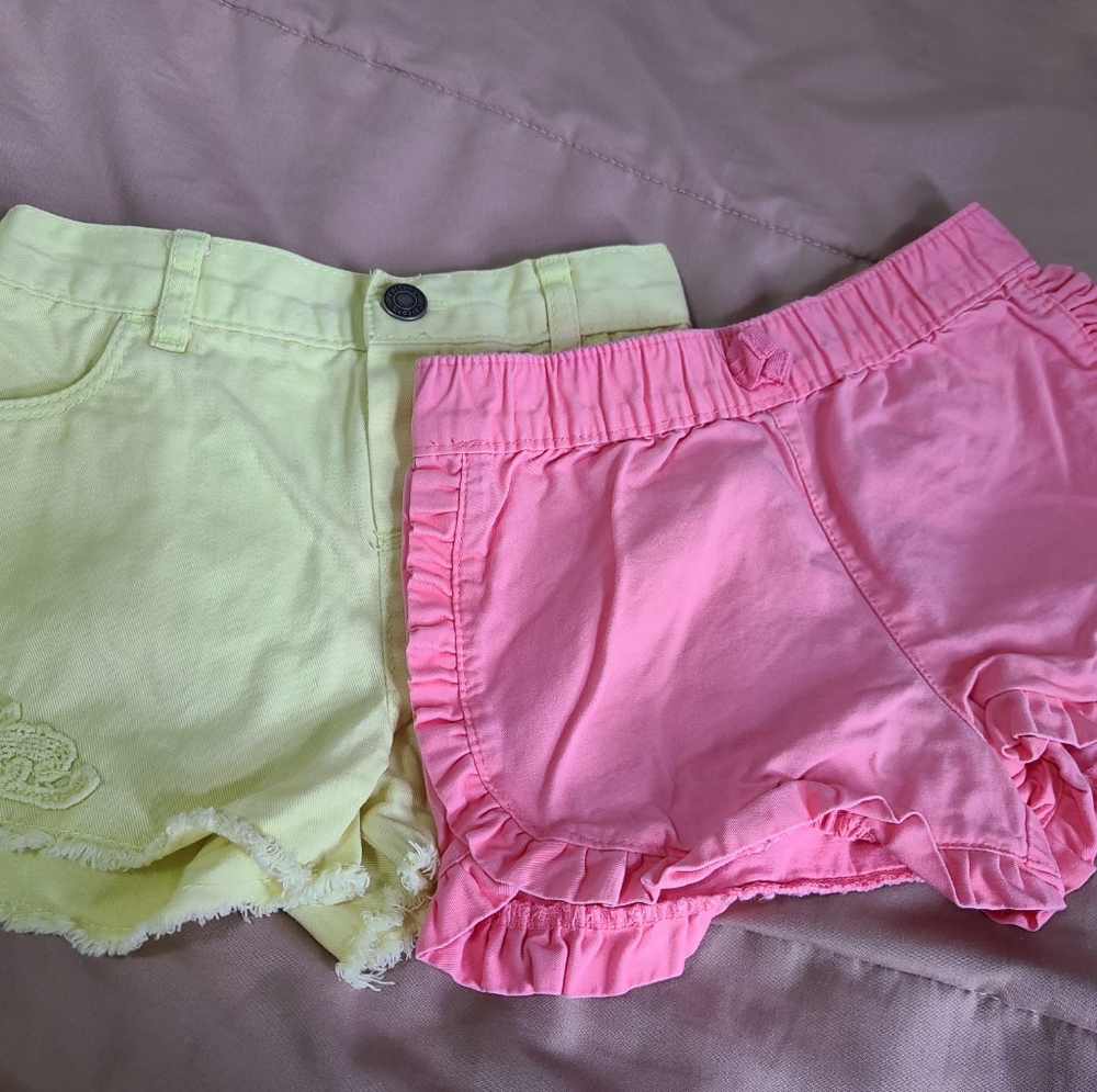2 Carter's shorts 18 months